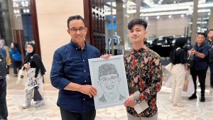 Raih Omzet Puluhan Juta dari Kelomang, Mahasiswa Arsitektur UMS Ini Juga Punya Bakat Karya Seni yang Unik