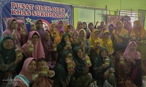 Kolaborasi Berkemajuan: ‘Aisyiyah Grogol Dorong Kemandirian Ekonomi Lewat Pelatihan Jenang Krasikan