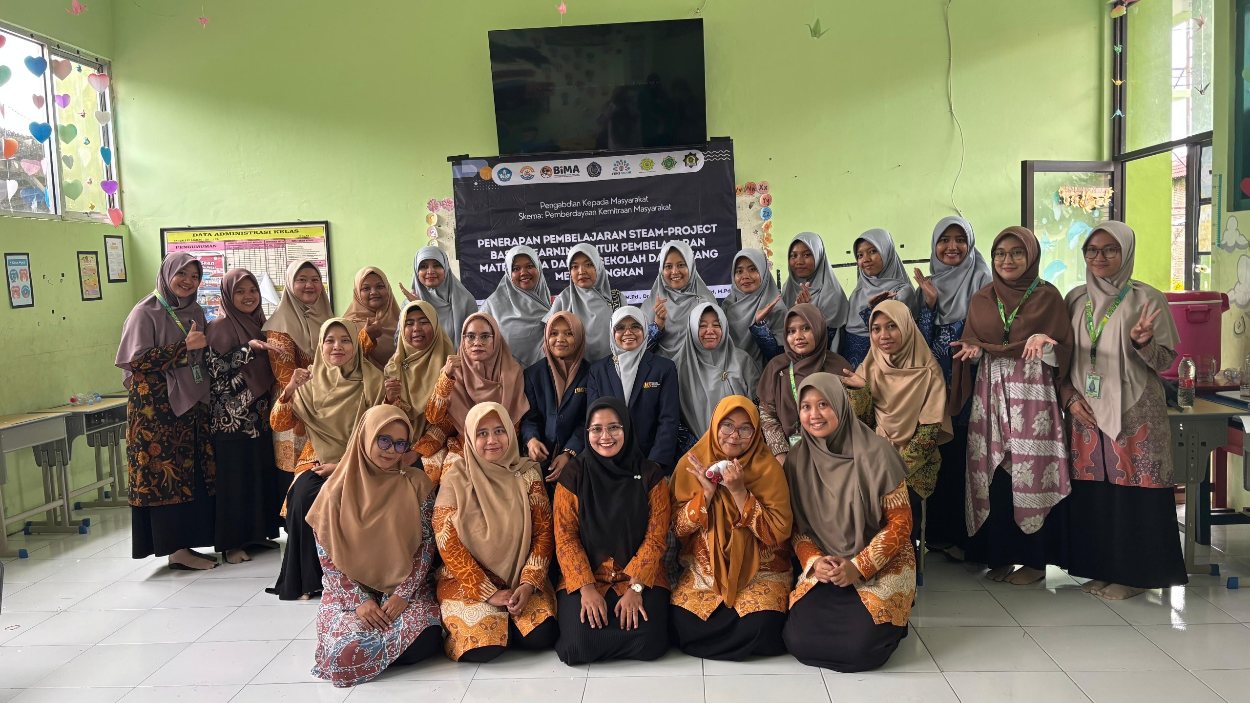 Tingkatkan Mutu Pendidikan Dasar, UMS Gelar Pelatihan STEAM Project Based Learning