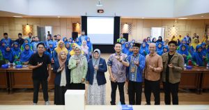 Dukung Pengembangan AUM, Tim Peneliti UMS Gelar Uji Coba VR dan Pelatihan Media Sosial