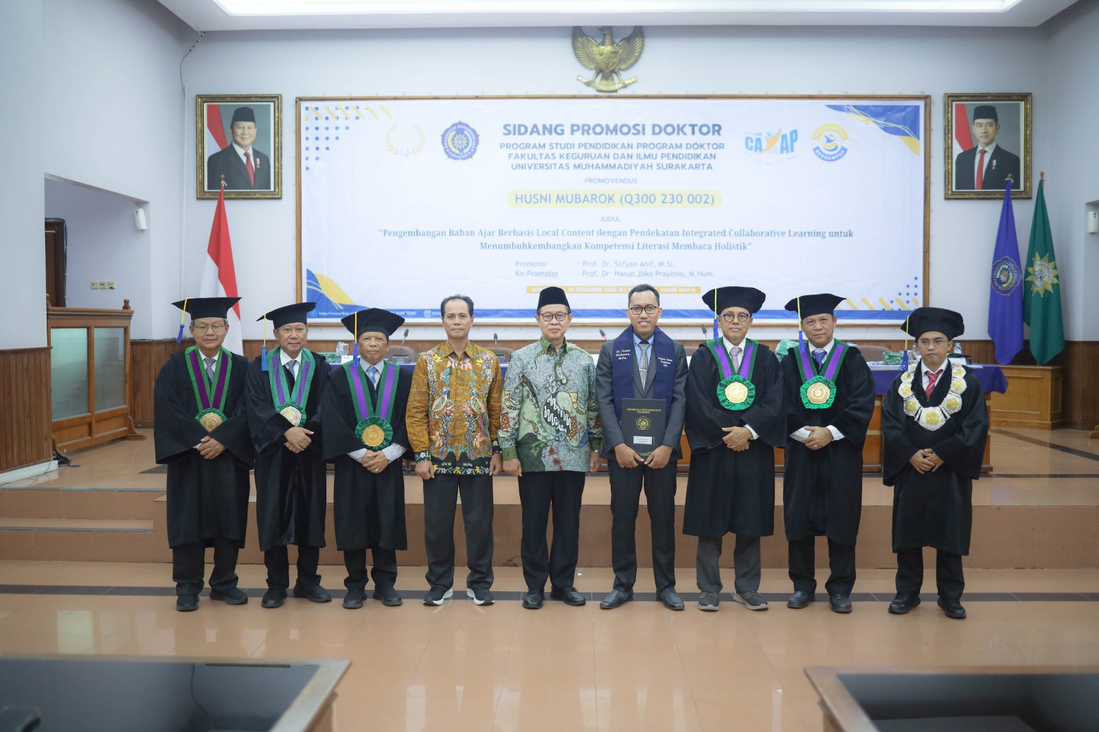 UMS Kukuhkan Doktor Baru, Husni Mubarok Kembangkan Bahan Ajar Bahasa Inggris Berbasis Konten Lokal