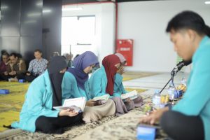 Sambut Peresmian Gedung Baru, FEB UMS Gelar Parade Tasmi 30 Juz