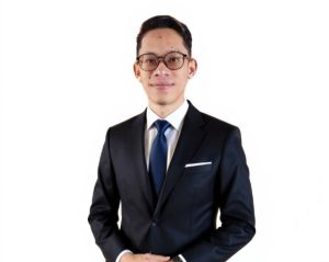 Proyeksi dan Strategi Pengembangan AUM Lintas Negara di ASEAN dalam Perspektif Hukum Bisnis dan Social Sevices