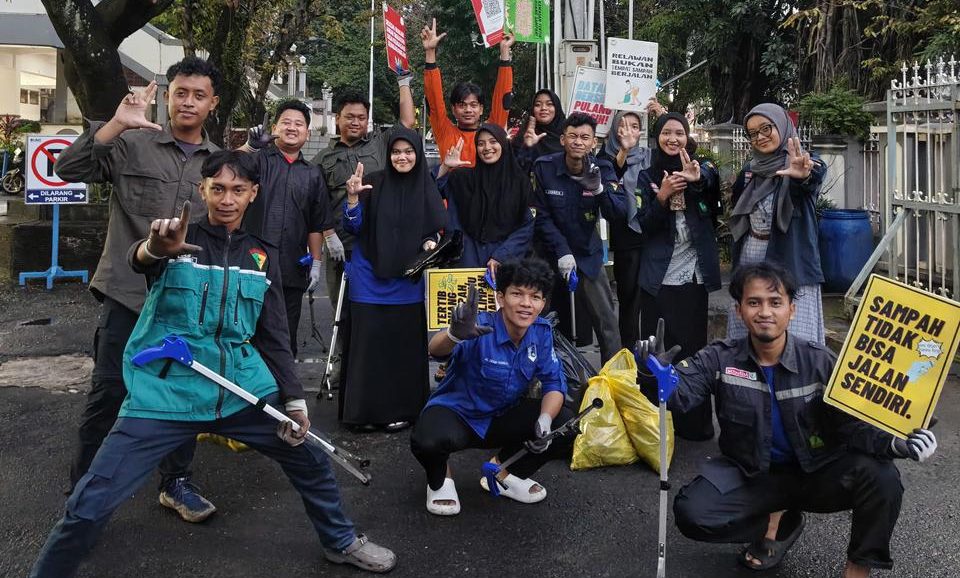Fastabiqul Khoirot Lewat Aksi Lingkungan, HW UMS Gelar NGASIH
