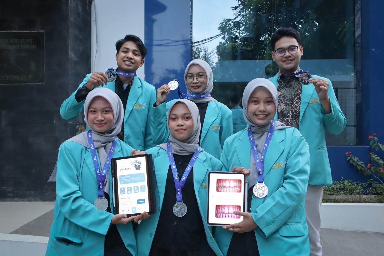 Tim FKG UMS Raih Silver Medal di YISF 2026 Hadirkan Karya DentAware untuk Skrining Gigi Berbasis AI