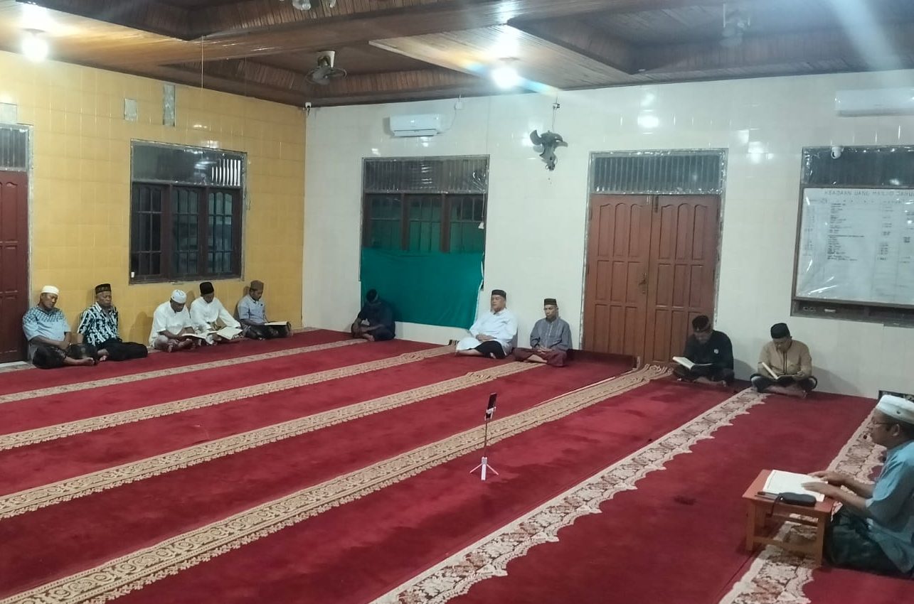 PCM Babulu Gelar Kajian Tahsin Al-Qur’an Surah Al-Lail di Masjid Darul Ihsan
