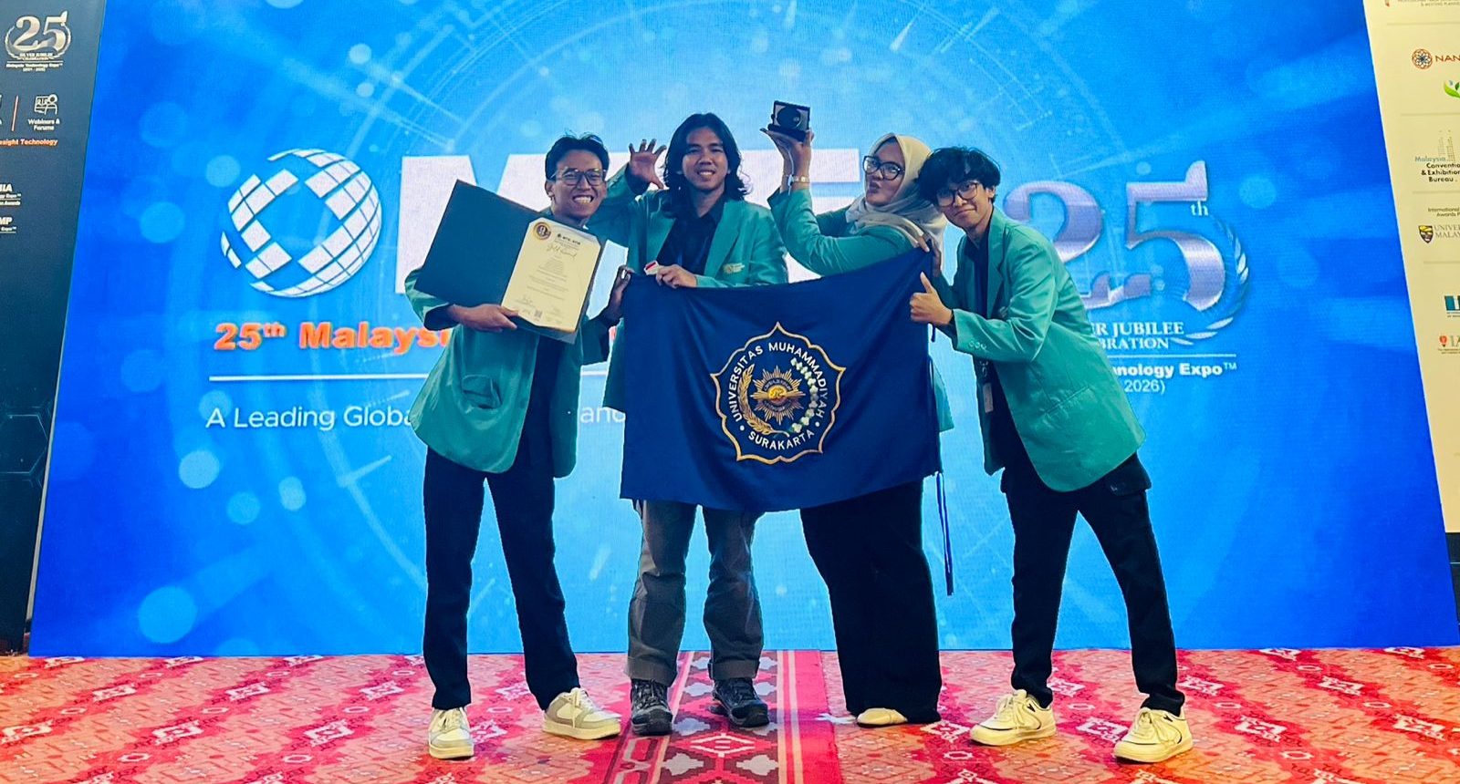 Mahasiswa UMS Borong Gold Medal dan Special Award di MTE 2026 Lewat Inovasi Berbasis AI dan Budaya
