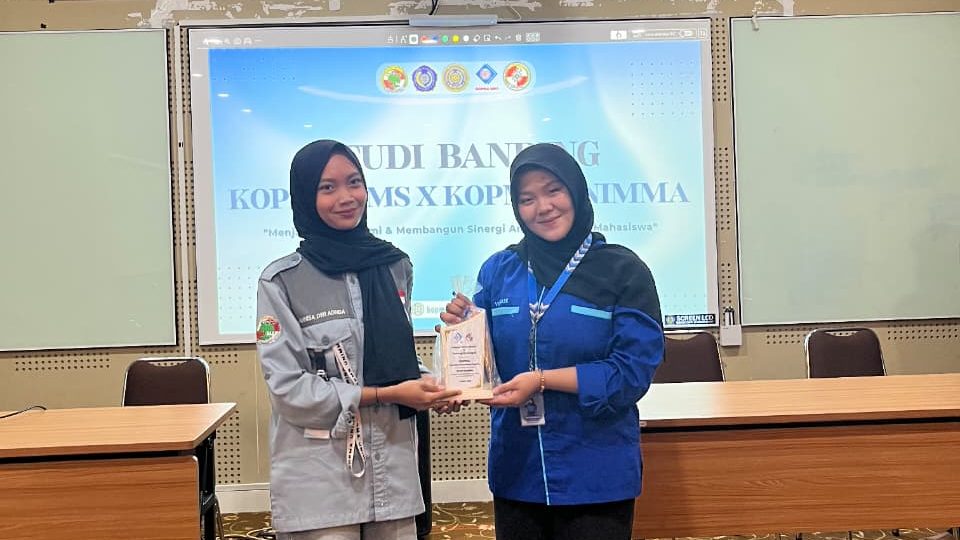 Perkuat Hubungan Antar-Koperasi, KOPMA UMS Sambut Kunjungan Studi Banding KOPMA UNIMMA 