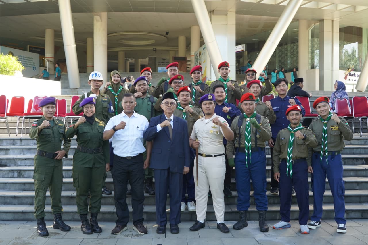 Semangat Hari Pendidikan Nasional, Hizbul Wathan UMS Tampil sebagai Petugas Upacara