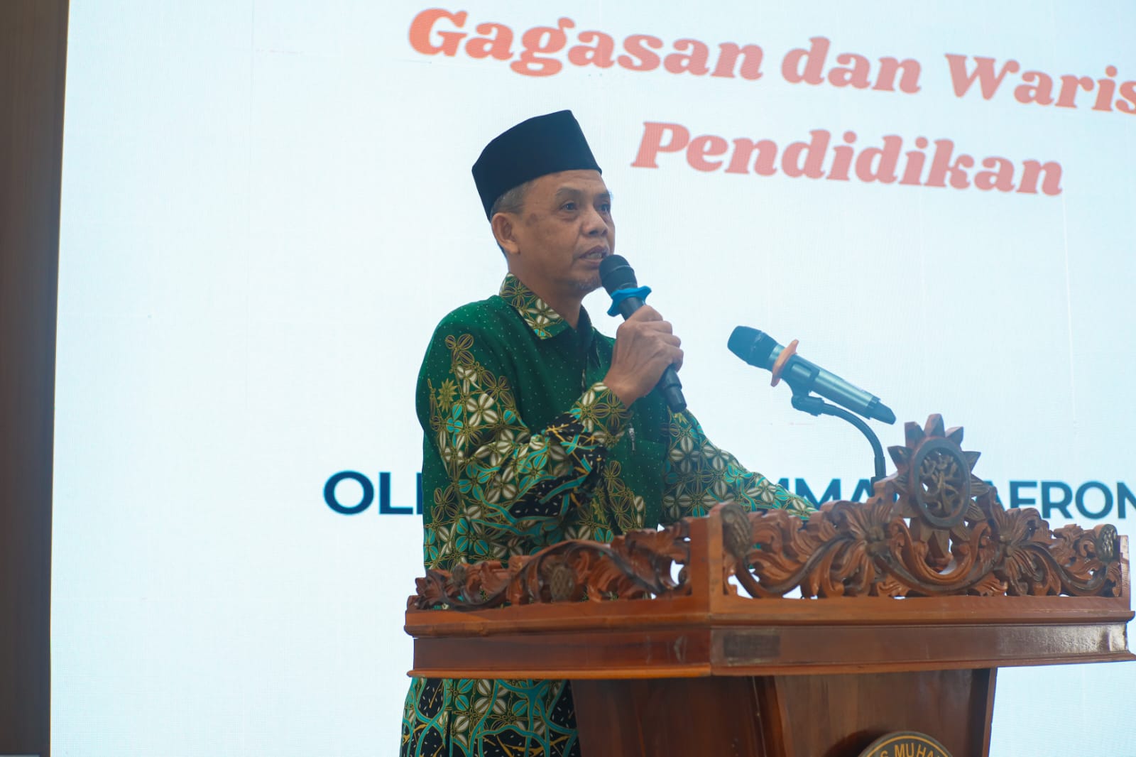 Muhammad Jafron Kupas Enam Pilar Pendidikan K.H. Ahmad Dahlan dalam Pengajian PWM Kaltim