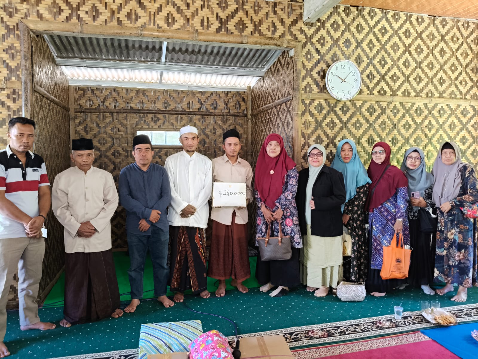 Pererat Ukhuwah, Jamaah Aisyiyah Pekajangan Gelar Tour Religi dan Aksi Sosial di Paninggaran