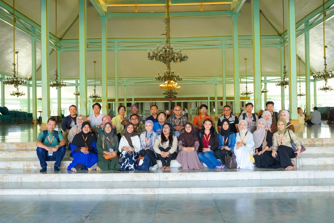 City Tour COMSOCIA 2026, UMS Perkenalkan Kekayaan Budaya Solo kepada Akademisi Dunia