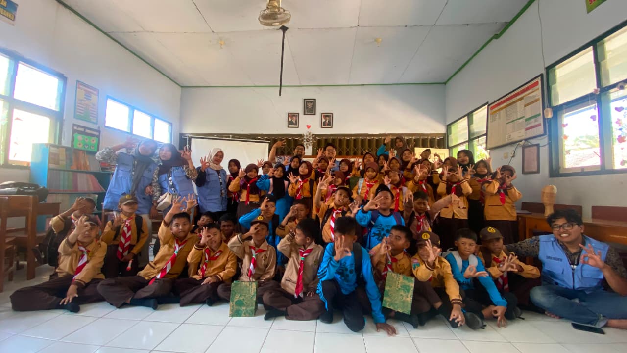 Mahasiswa KKN UMSurabaya Kelompok 3 Edukasi Anti-Perundungan bagi Siswa SDN 2 Kedungsoko