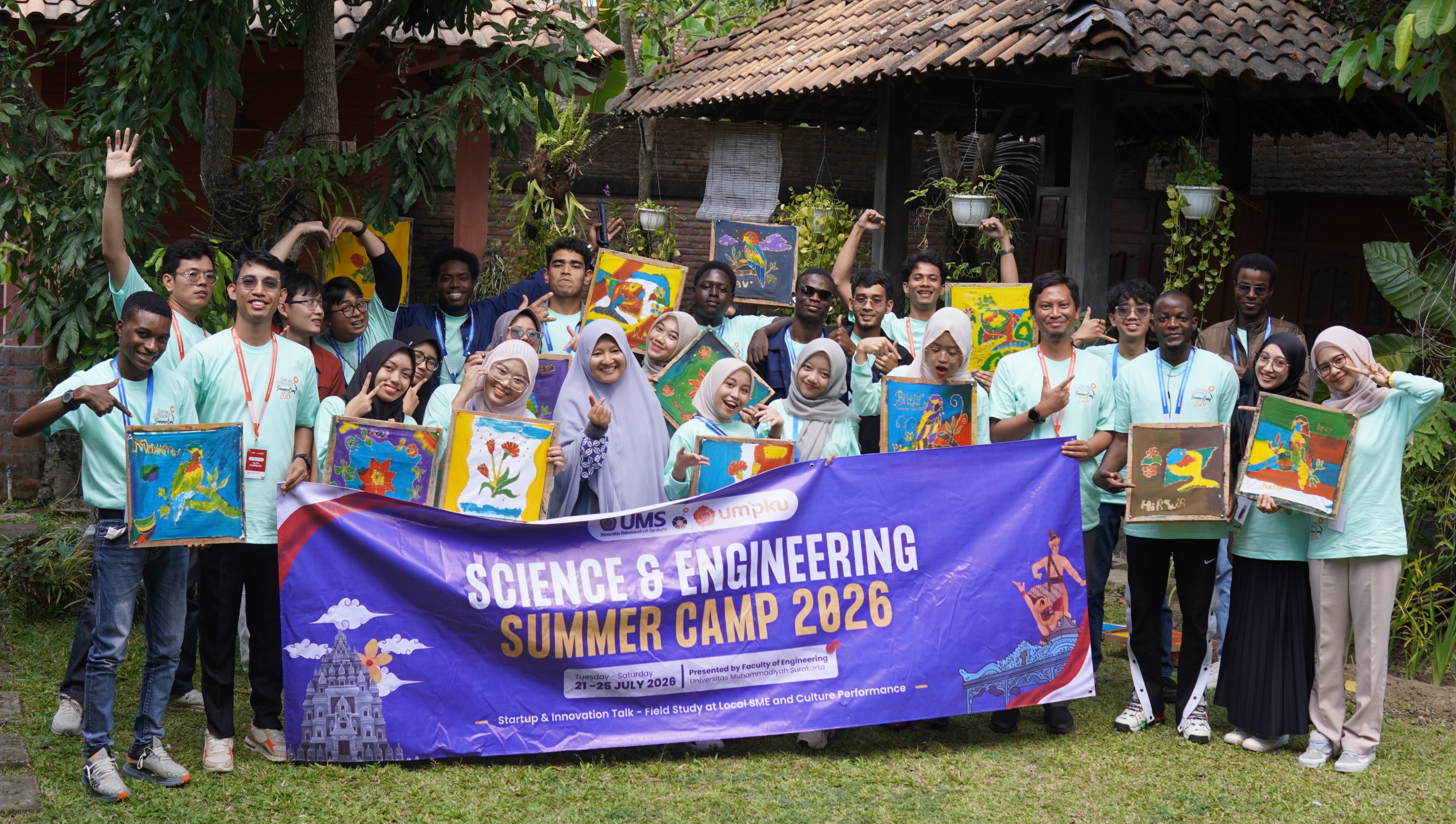 FT UMS Kenalkan Industri Batik Ramah Lingkungan kepada Mahasiswa Internasional
