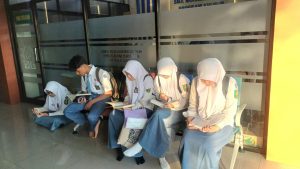 Budaya Sekolah Islami di SMA Muhammadiyah PK Kottabarat Tanamkan Karakter Disiplin Siswa
