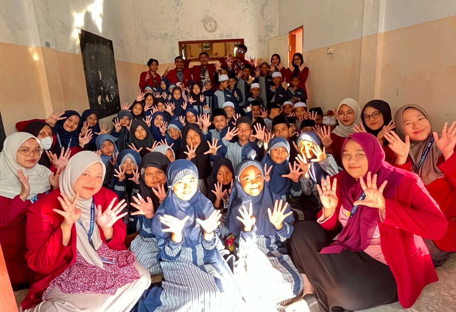 Program Kerja Mengajar Ngaji KKN Kelompok 09 UMSURA di TPQ Baitul Haq Desa Purut