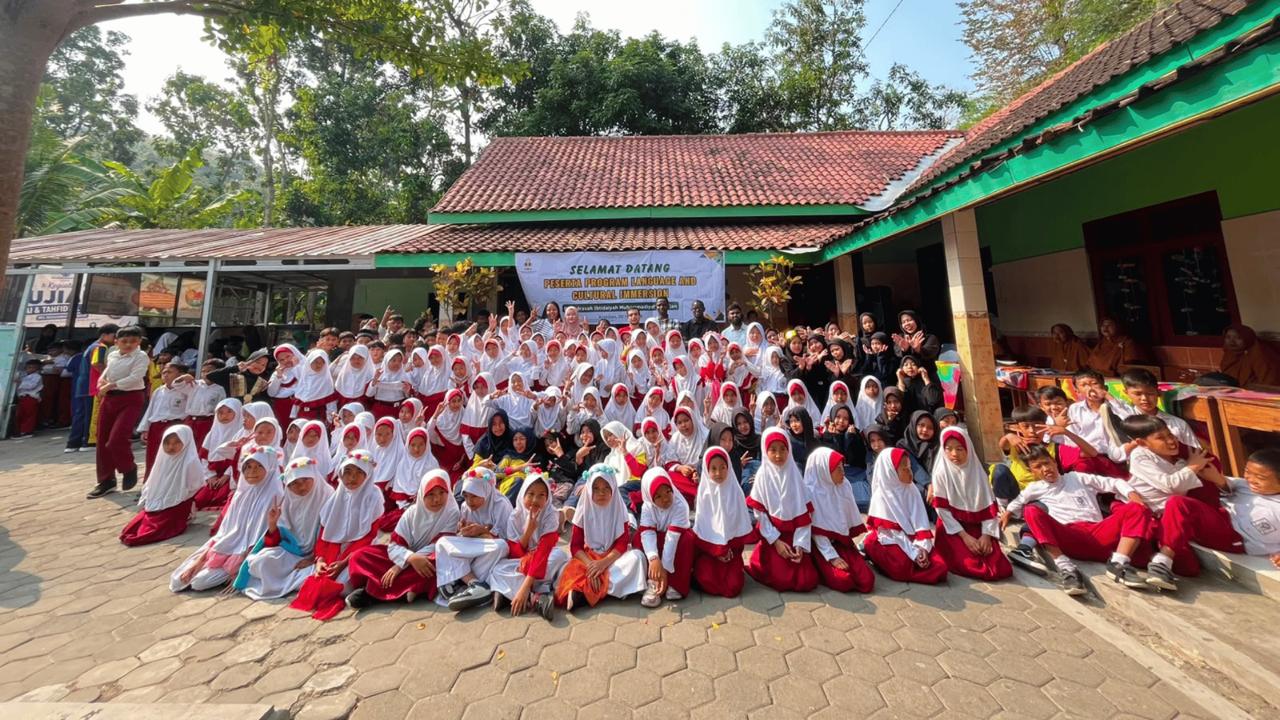 Program BIPA UMS Ajak Mahasiswa Asing dari 15 Negara Praktik Bahasa Indonesia di Klaten