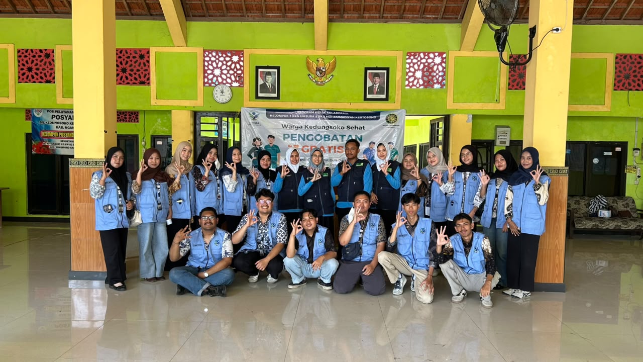 67 Warga Kedungsoko Dapat Pengobatan Gratis, KKN 3 UMSura Gandeng PKU Muhammadiyah Kertosono