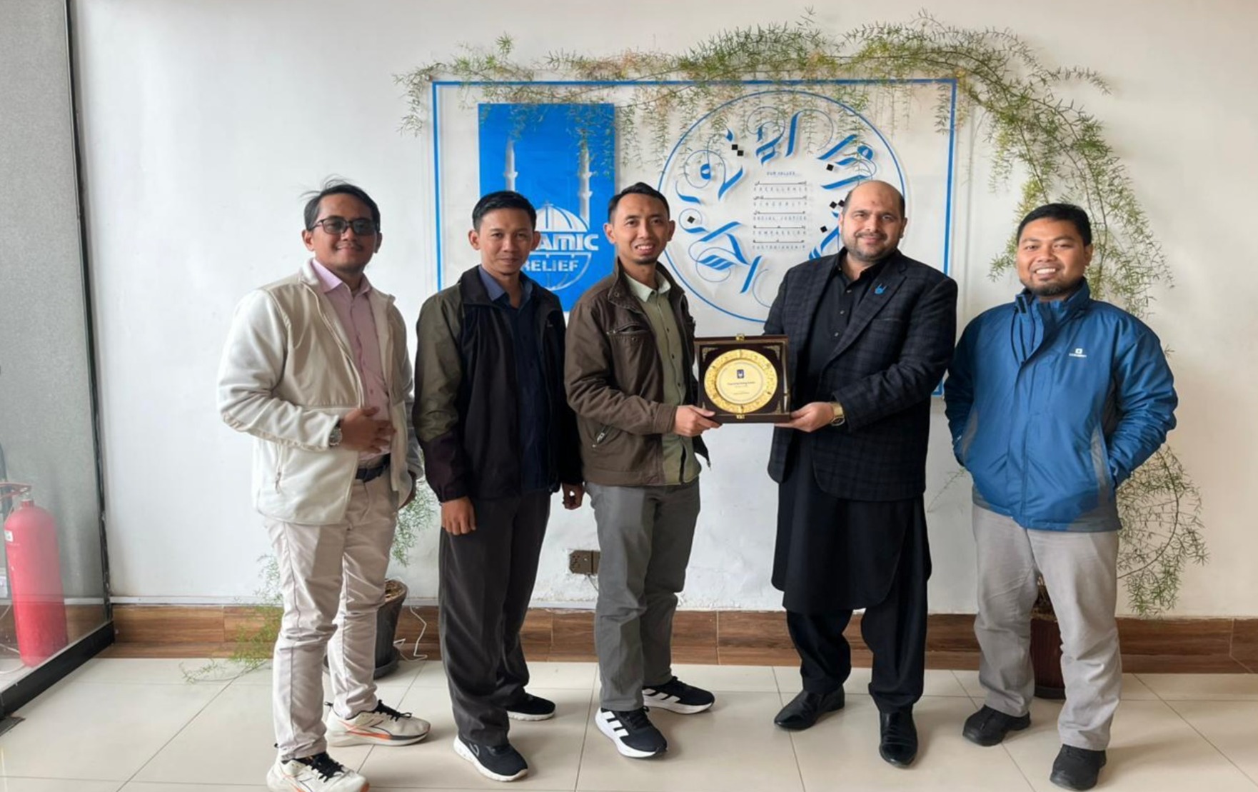 Dosen FAI UMS Terlibat dalam Kunjungan Lazismu ke Islamic Relief Pakistan