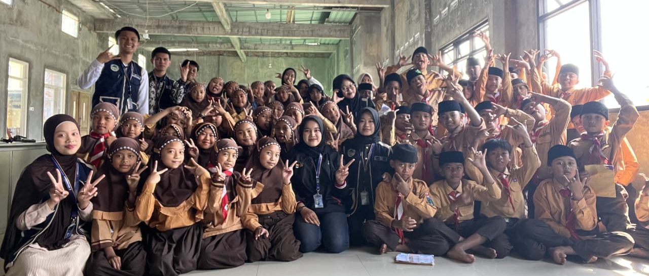 KKN MAs Kelompok 53 Gelar Edukasi PHBS bagi Siswa MI Raden Patah