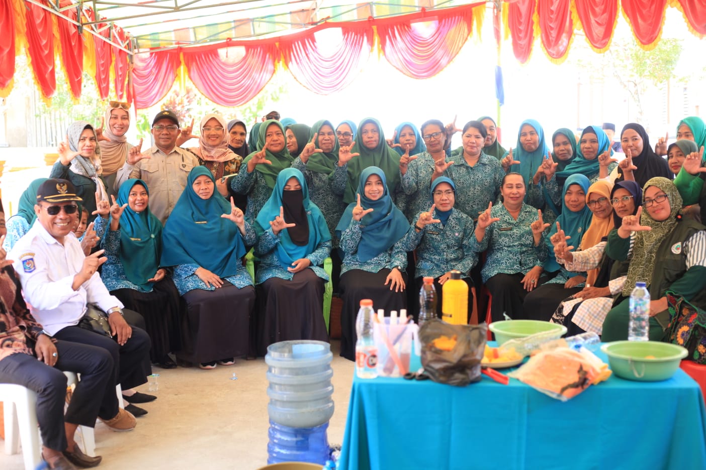 Dari Sampah Jadi Karya, Eco Bhinneka Dorong Gerakan Pengelolaan Sampah Berbasis Rumah Tangga di Sabatang
