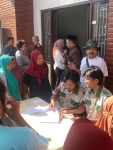 PPK Ormawa HMP PTI UMS Perkuat Kolaborasi dengan Perangkat Desa Seboto melalui Aksi Sosial