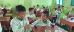 Belajar TOGA secara Langsung, Siswa MIM Tawangsari Antusias Praktek Membuat Minuman Bunga Telang