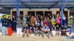 Kembalikan Fungsi Masjid, Mahasiswa HES UMS Ajak Warga Celep Senam dan Menanam