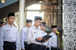 Tanamkan Semangat Keilmuan dan Cita-Cita Tinggi, Darul Arqom Patean  Gelar Upacara Hari Santri Nasional 2026