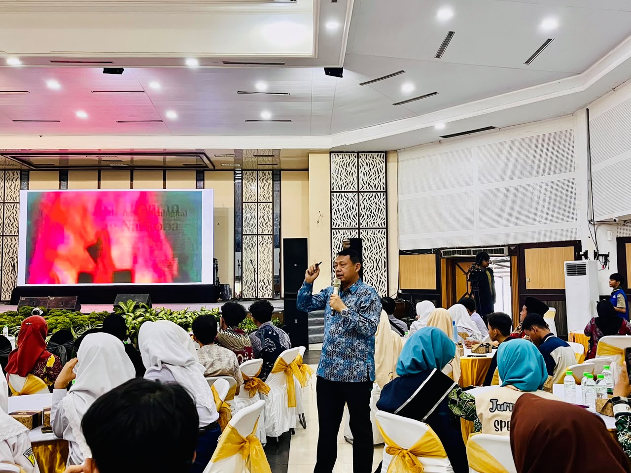 Muchamad Arifin: Jangan Biarkan Jari-Jari Kita Menjadi Musibah bagi Orang Lain